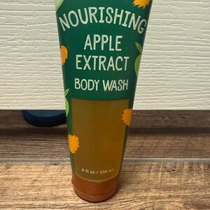 Bath & Body Works Nourishing Apple Extract Body Wash -